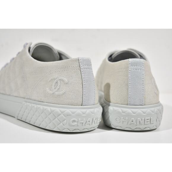 Chanel 22C Light Blue Grey Denim CC Logo Low Top Flat Runner Trainer Sneaker 39 - Picture 10 of 11